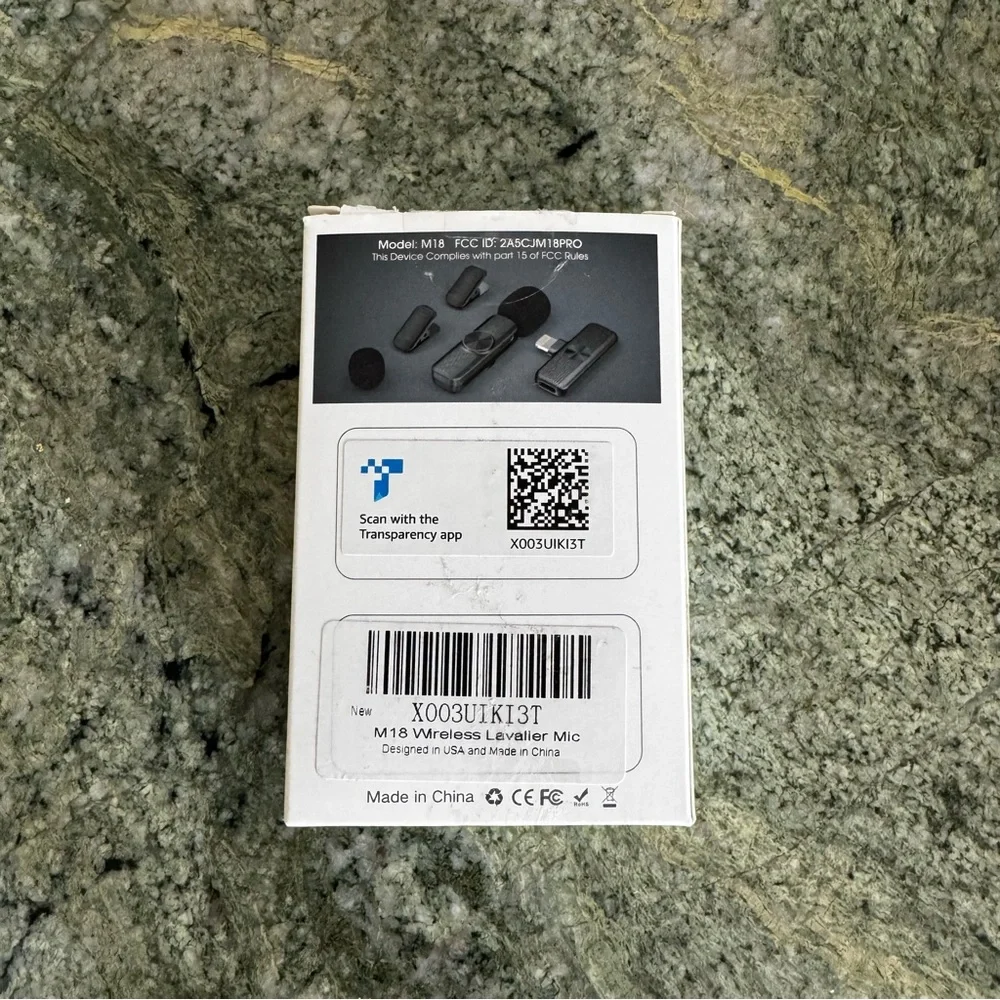 Black Wireless Lavalier Microphone for iPhone